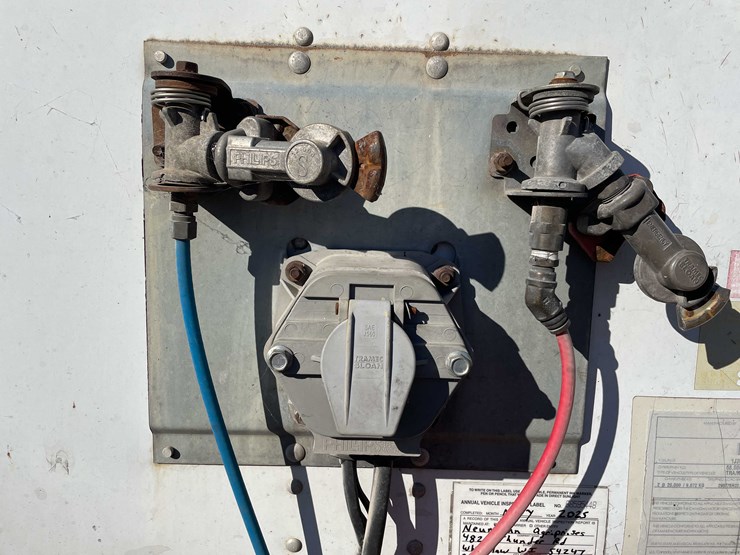 #1262-•-2011-wabash-semi-trailer-(title-in-delay)-(denmark,-wi)-image-11