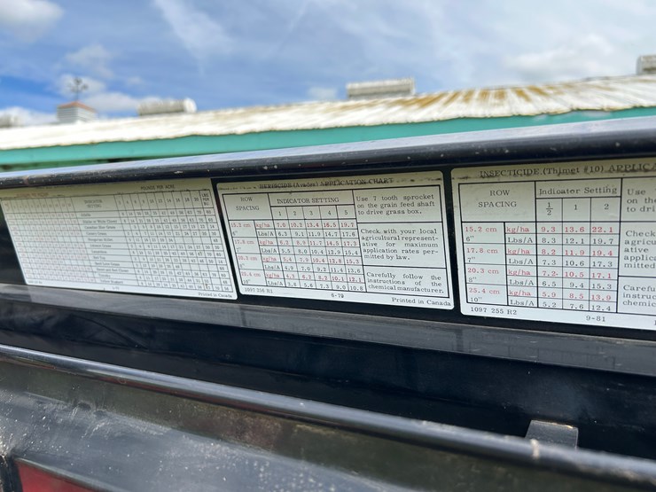 case-ih-5100-image-4