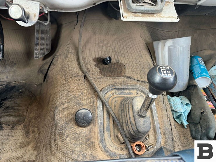 1988-gmc-sierra-3500-image-45