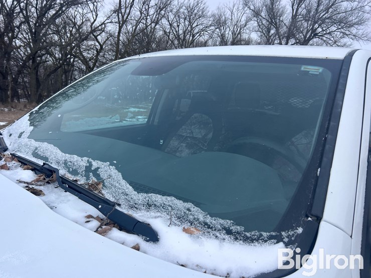 2013-ram-1500-st-image-18