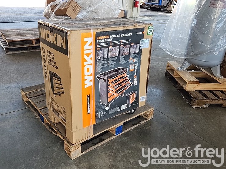 unused-wokin-6-drawer-roll-around-tool-center-c/w-163pc-tool-kit-image-1
