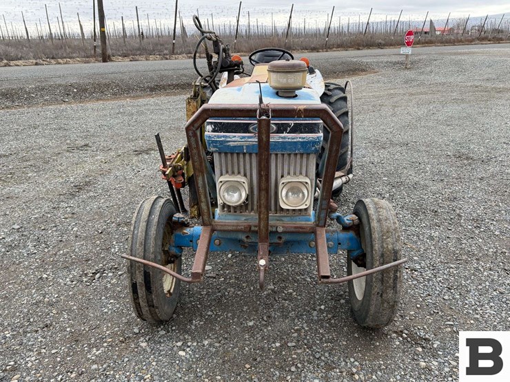 1989-ford-4610-image-10