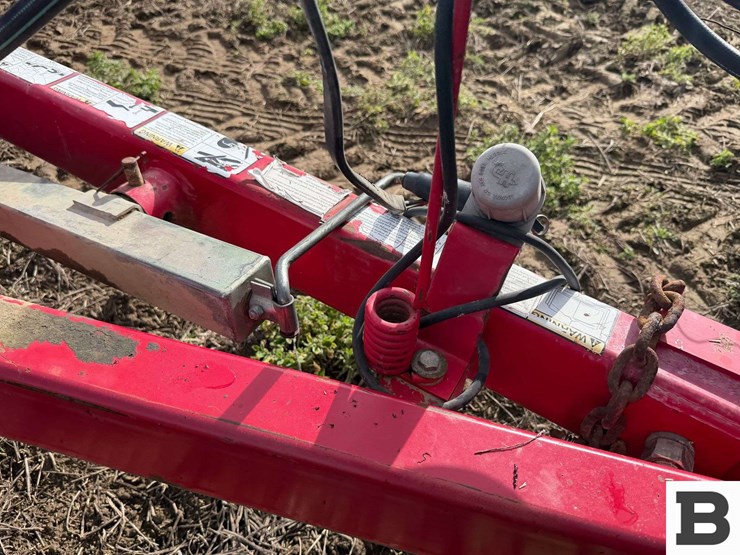 2010-sunflower-1234-18-image-11