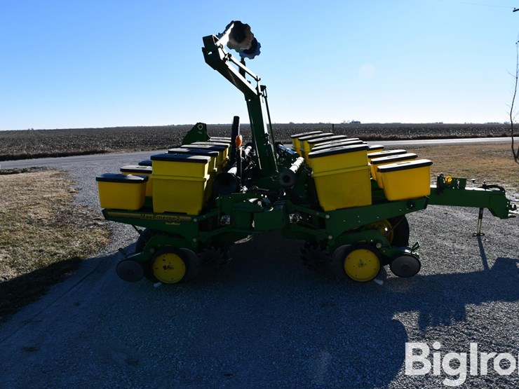 john-deere-1760-image-4