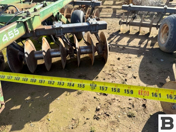 john-deere-455-image-30