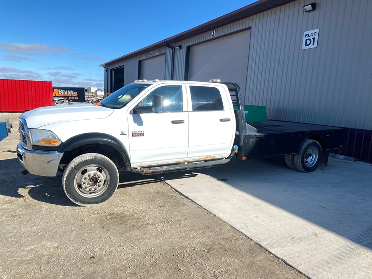 2012-dodge-ram-5500-image-42