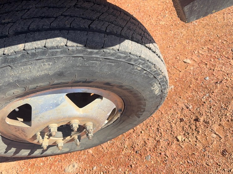 1999-ford-f350-image-12