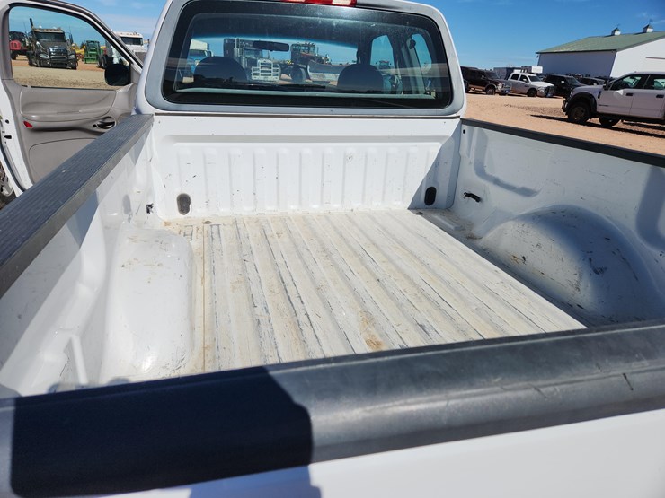 1997-ford-f150-xl-image-15