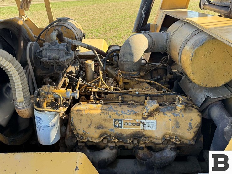 1979-caterpillar-v180b-image-20