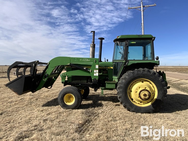 john-deere-4440-image-8