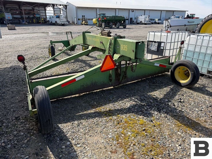 john-deere-935-image-3