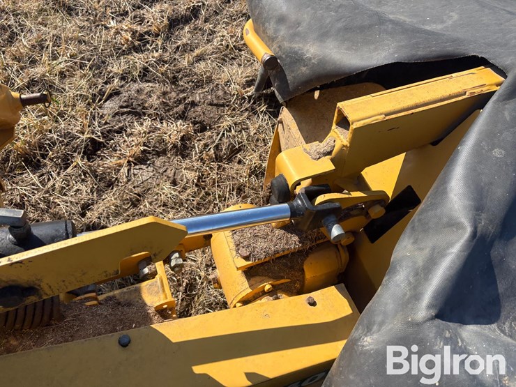 2007-vermeer-7040-image-14