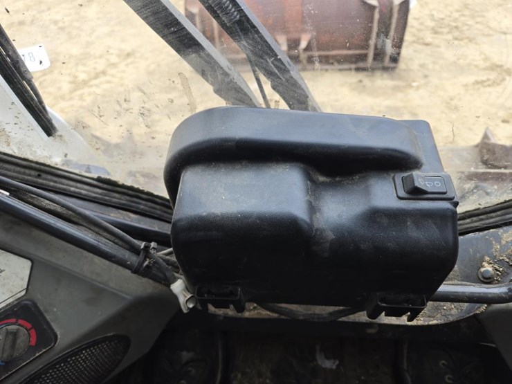 bobcat-s750-image-23