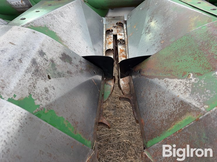 john-deere-843-image-10