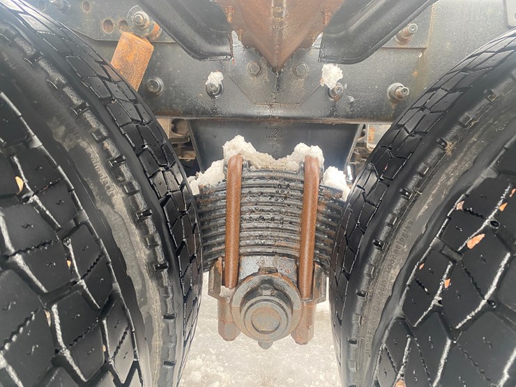 #1145-•-2009-mack-gu713-semi-tractor-(has-wi-title)-(mosinee,-wi)-image-69