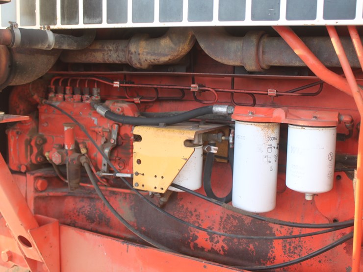 #1012-•-case-2390-tractor-image-16