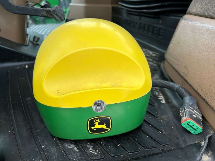 john-deere-6000-image-4