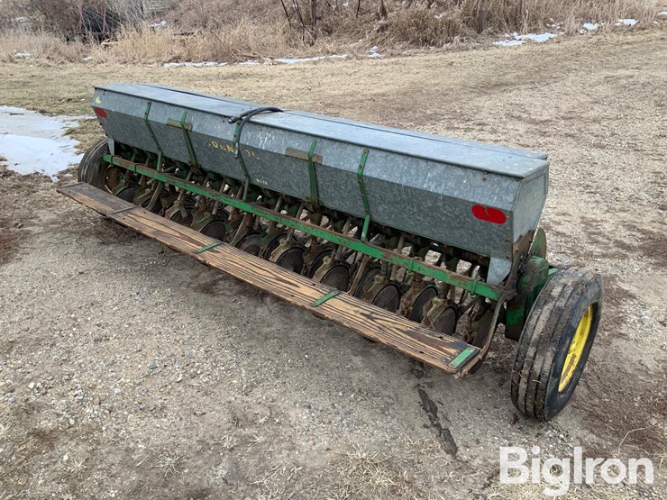 john-deere-b-image-5