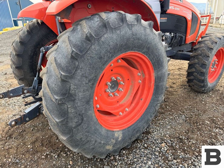 2016-kubota-m5-091-image-23