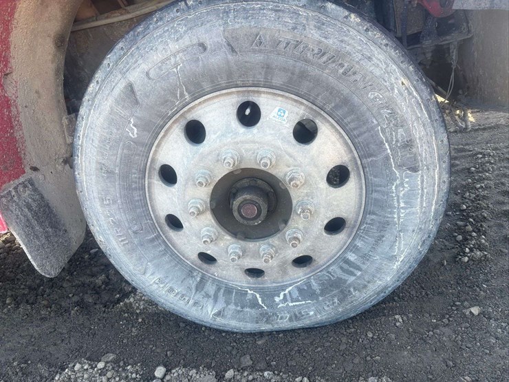 2013-peterbilt-367-image-7