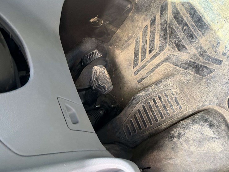 2015-ford-transit-image-12