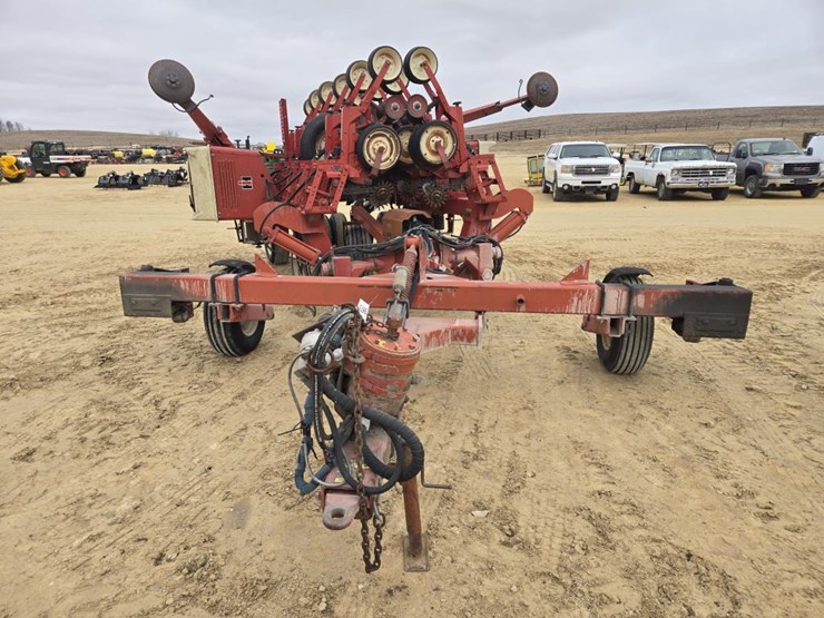 international-800-image-2