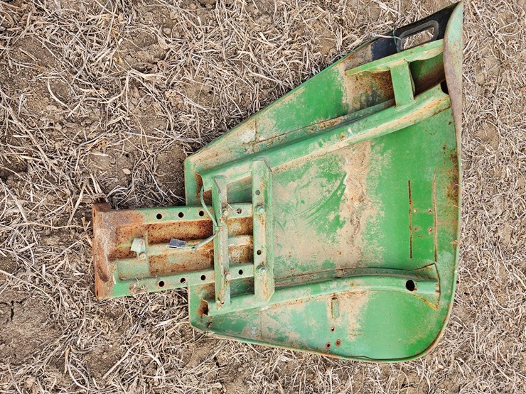 john-deere-10-image-7