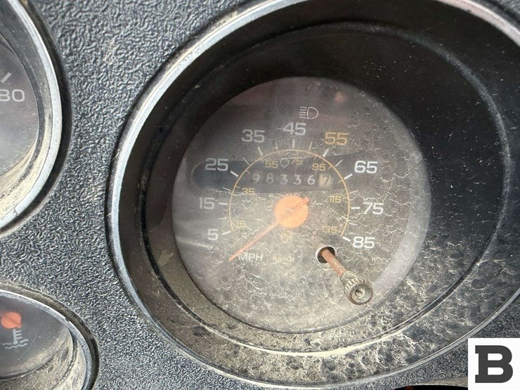 1988-gmc-sierra-3500-image-48