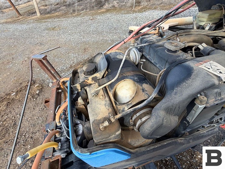 2008-new-holland-tn85fa-image-34