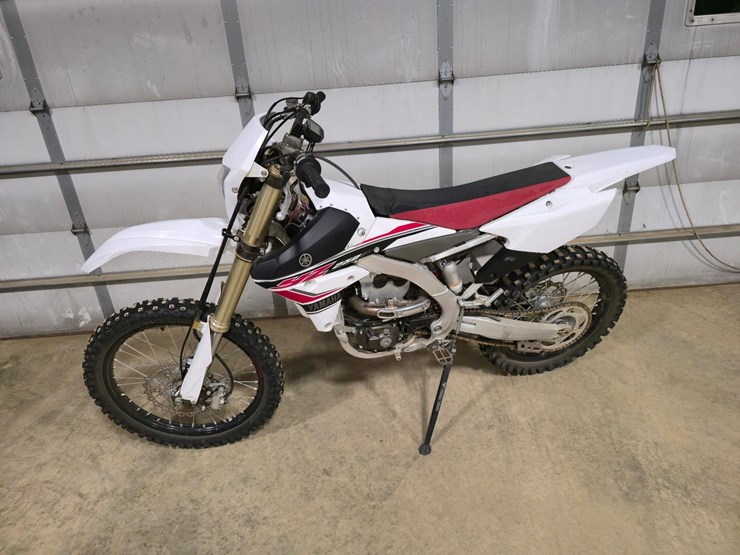 2017-yamaha-yz250-dirt-bike-image-1