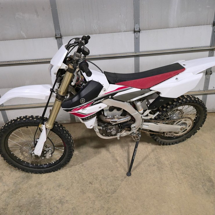 2017 Yamaha YZ250 Dirt Bike