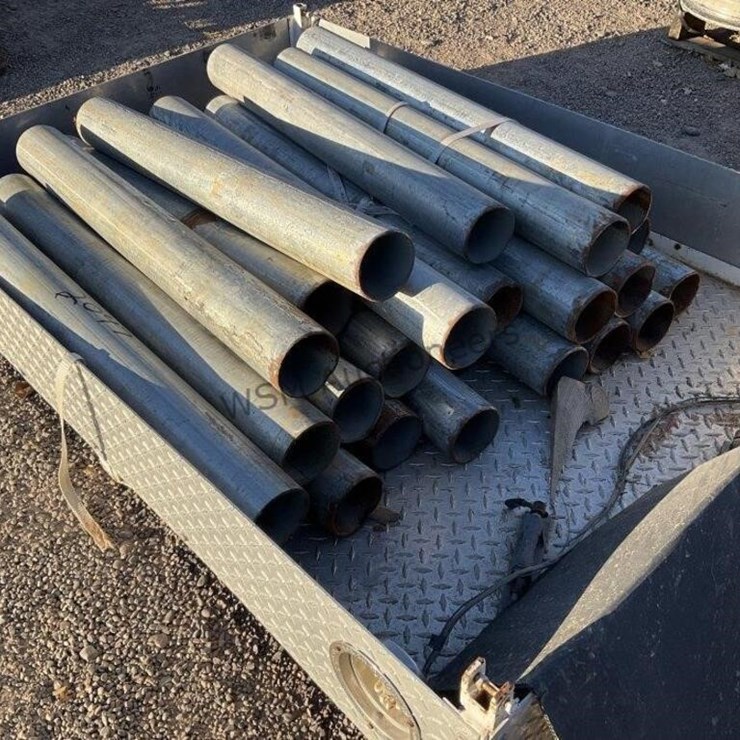 BOX OF ASST TABLE LEGS