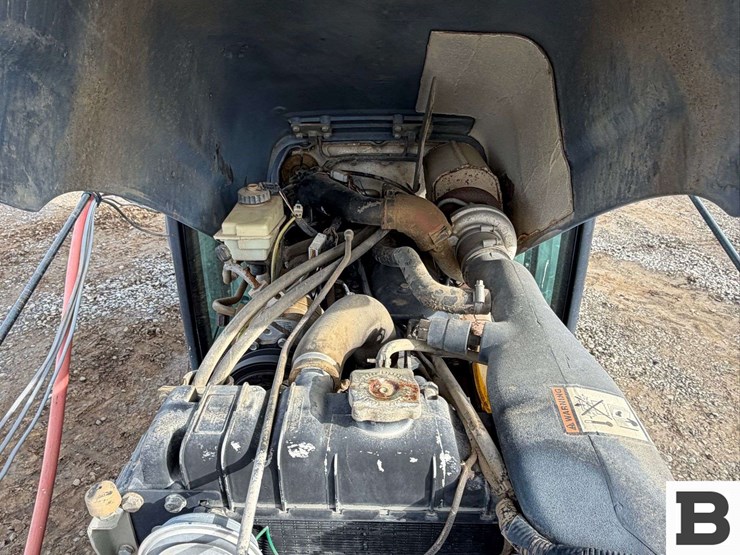 2008-new-holland-tn85fa-image-28