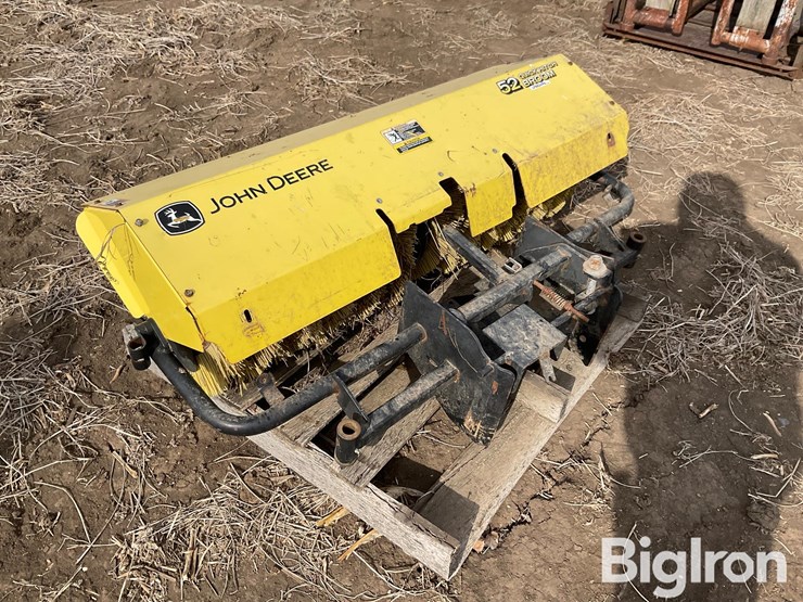 john-deere-52-image-7