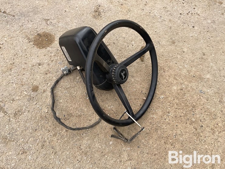 john-deere-200-image-3