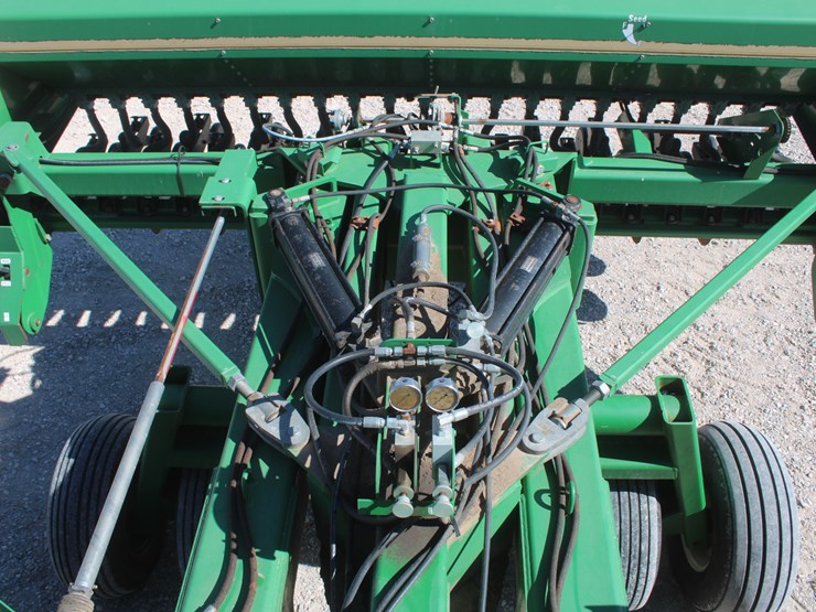 #1004-•-great-plains-3s-400d-solid-stand-grain-drill-image-37