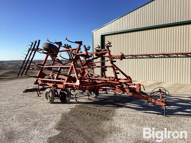 case-ih-4800-image-3