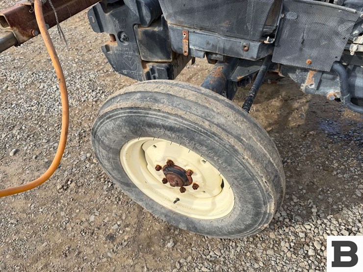 2008-new-holland-tn85fa-image-10