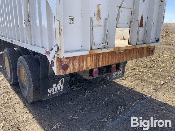 1998-international-f2574-image-15