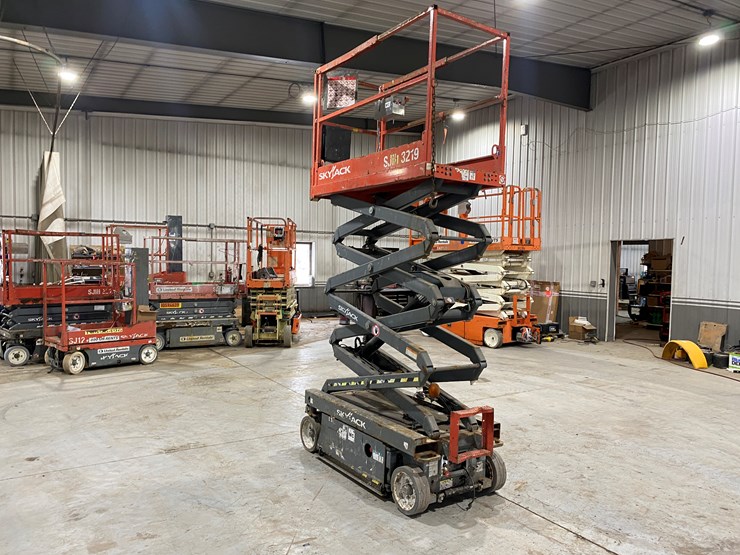 2016-skyjack-sjiii3219-image-24