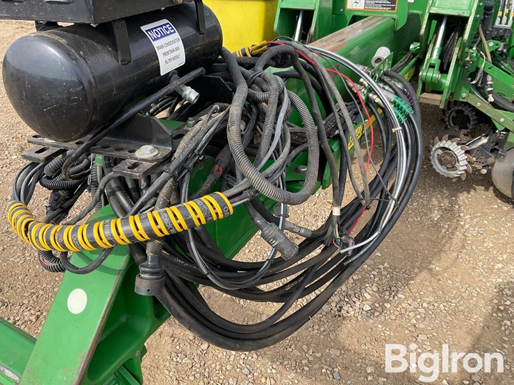 2007-john-deere-1770nt-image-11