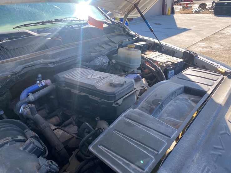 2012-dodge-ram-5500-image-37