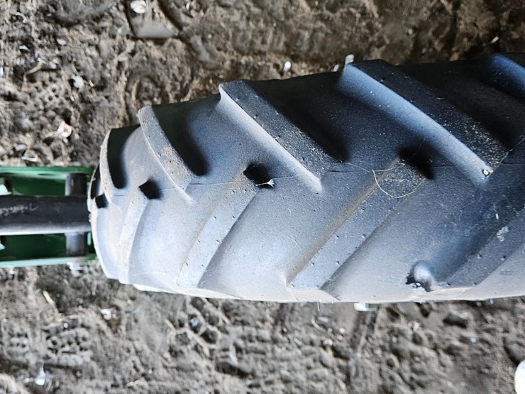 john-deere-7300-image-9