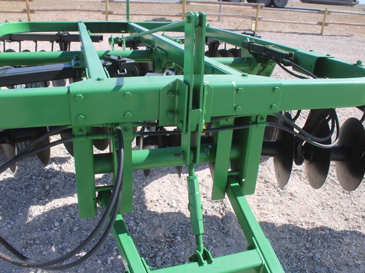 #1034-•-john-deere-t0310-12ft-disc-image-18