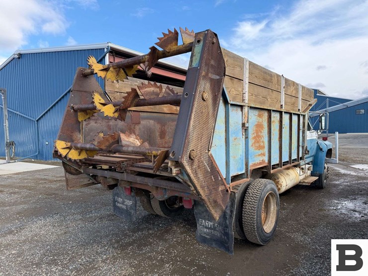 1993-ford-f700-image-5