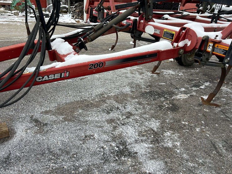 case-ih-200-image-8