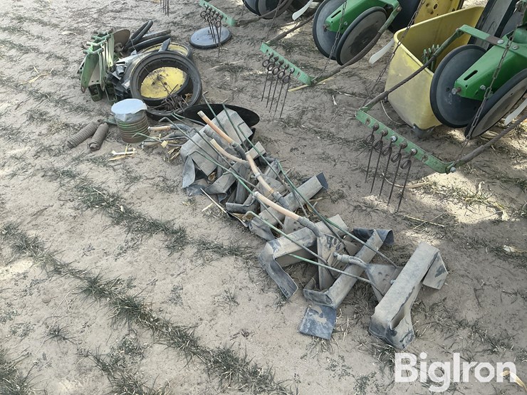 john-deere-7000-image-15