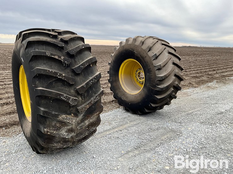 john-deere-10-image-1