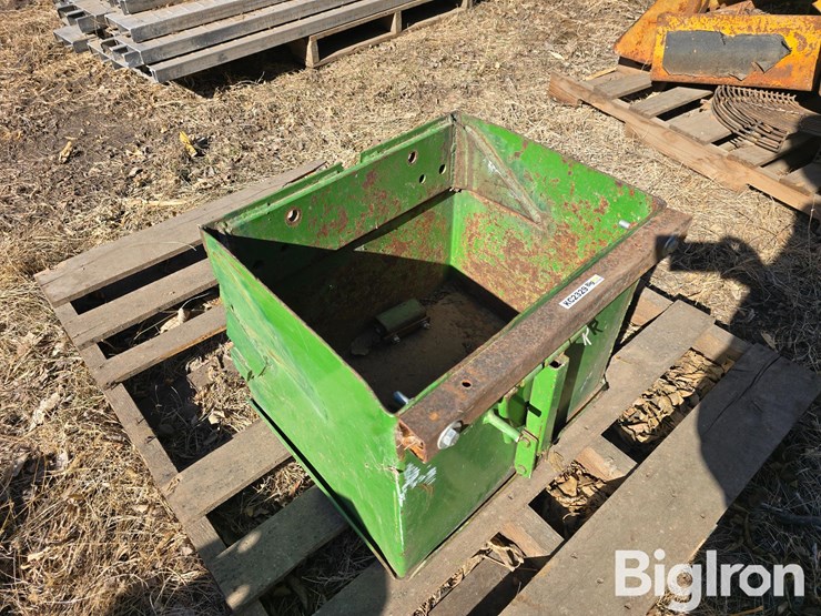 john-deere-4440-image-3