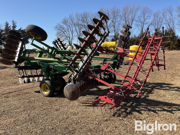 john-deere-630-image-7